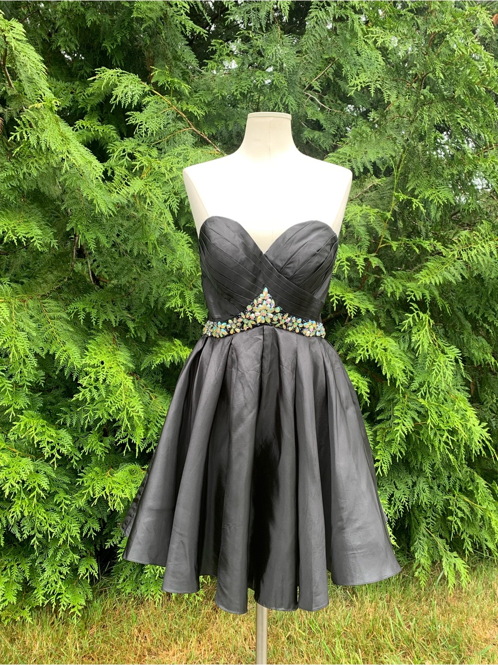 Alyce Paris Black Strapless Cocktail Dress with Iridescent Jeweled Waist